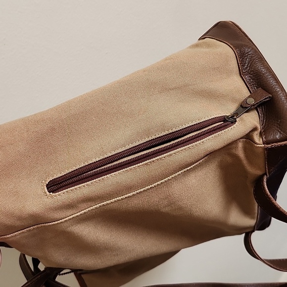 Ellington Unisex Sling Assistant Backpack Khaki Canvas/Brown leather Trim - Picture 10 of 12